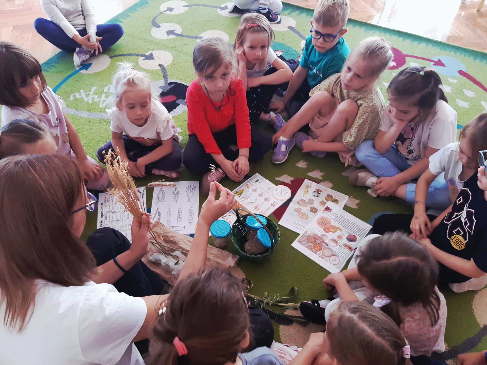 🌿 „Podróże z Tradycjami” 🌿