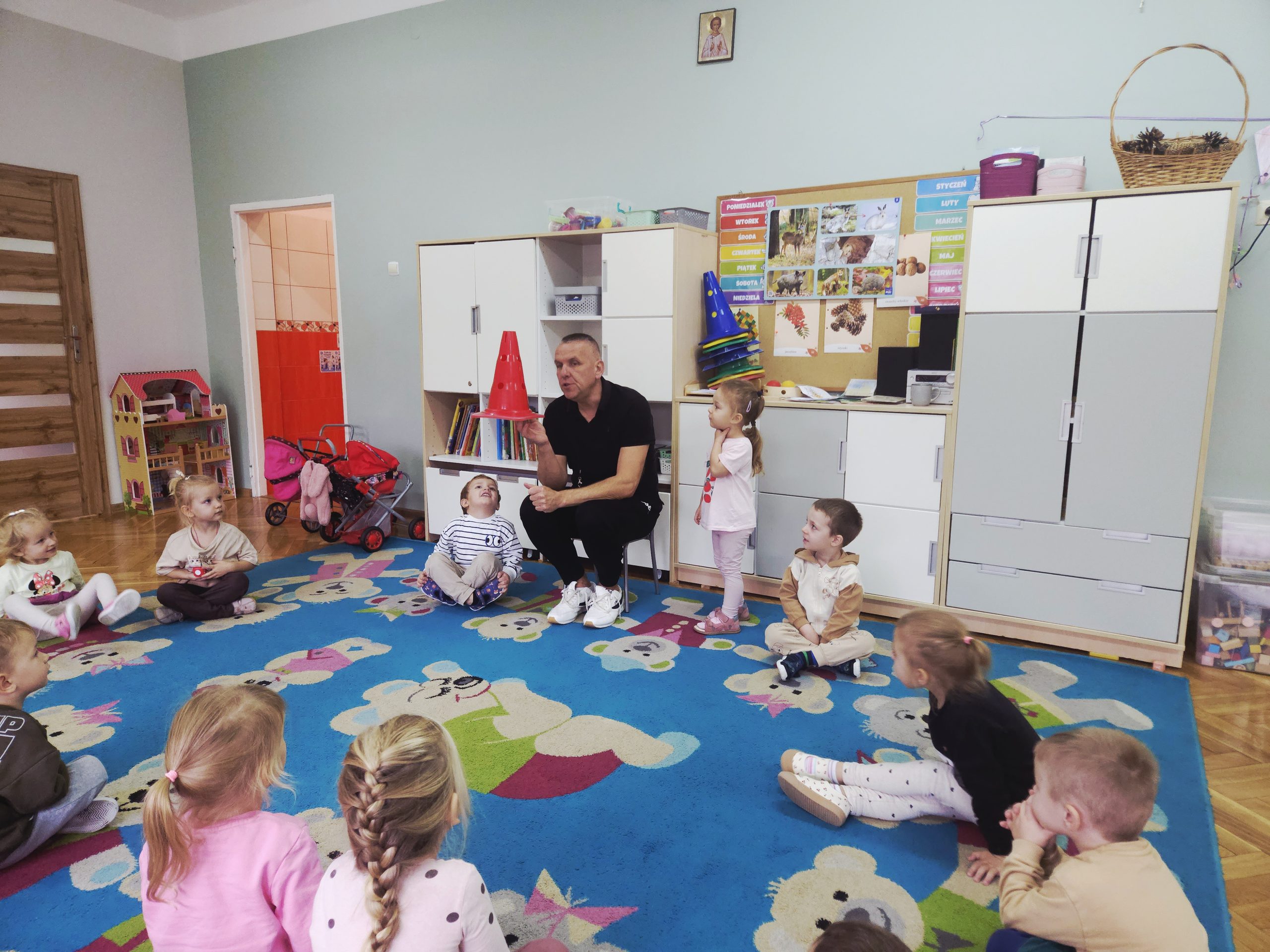 🤸‍♀️Gimnastyka poprzez zabawę! 🤸‍♂️💛
